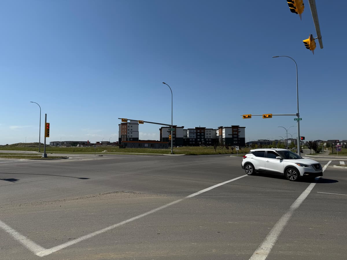New Traffic Lights: Skyview Ranch Ave & 60 St (2025)